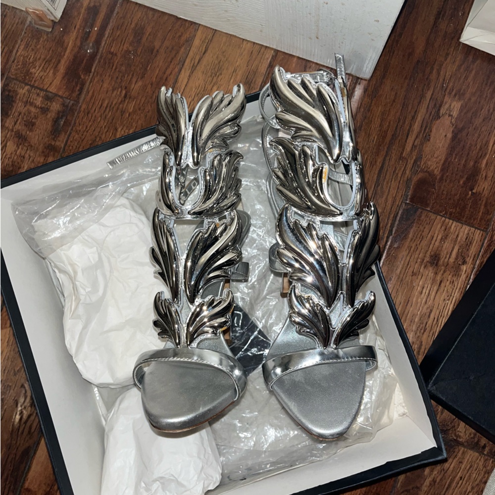GIUSEPPE CRUEL SUMMER Intrigo Flame Sandal Heels